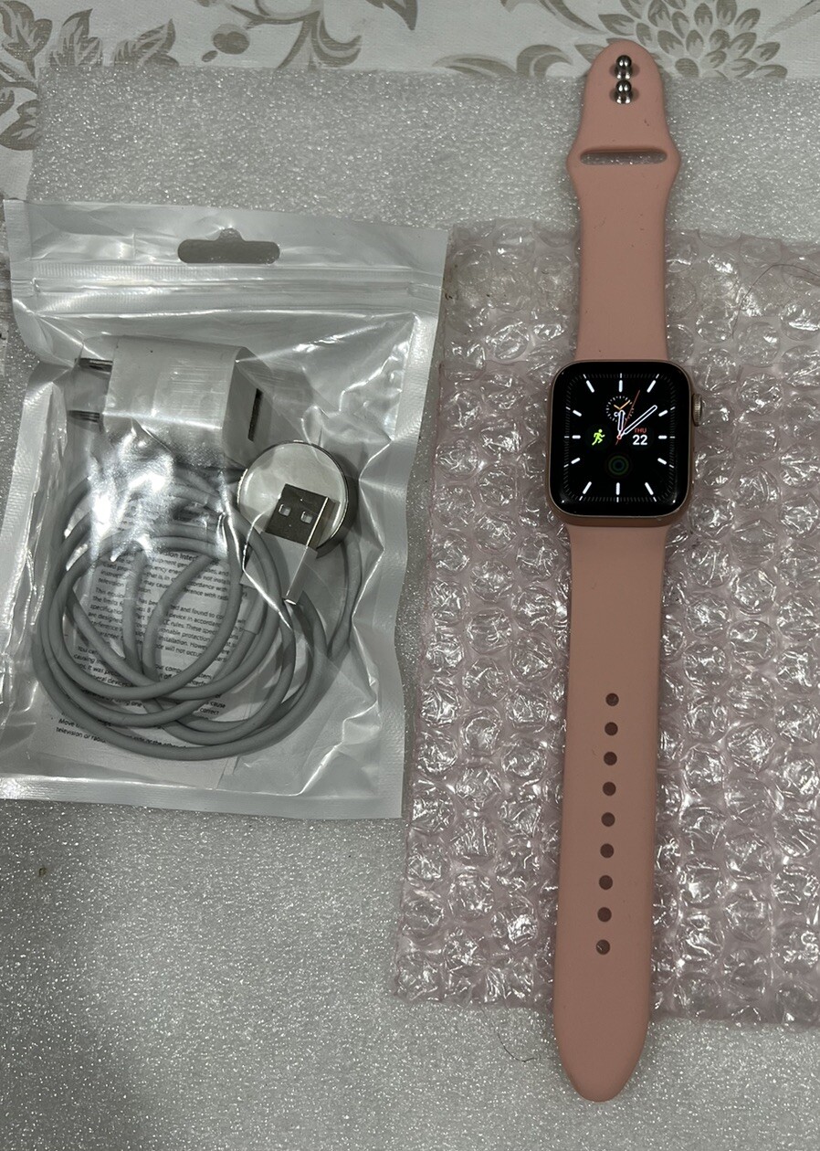 Rose Gold Apple Watch Series 4 40mm GPS Cellular Older WatchOS 8.6 iOS 14 Rare