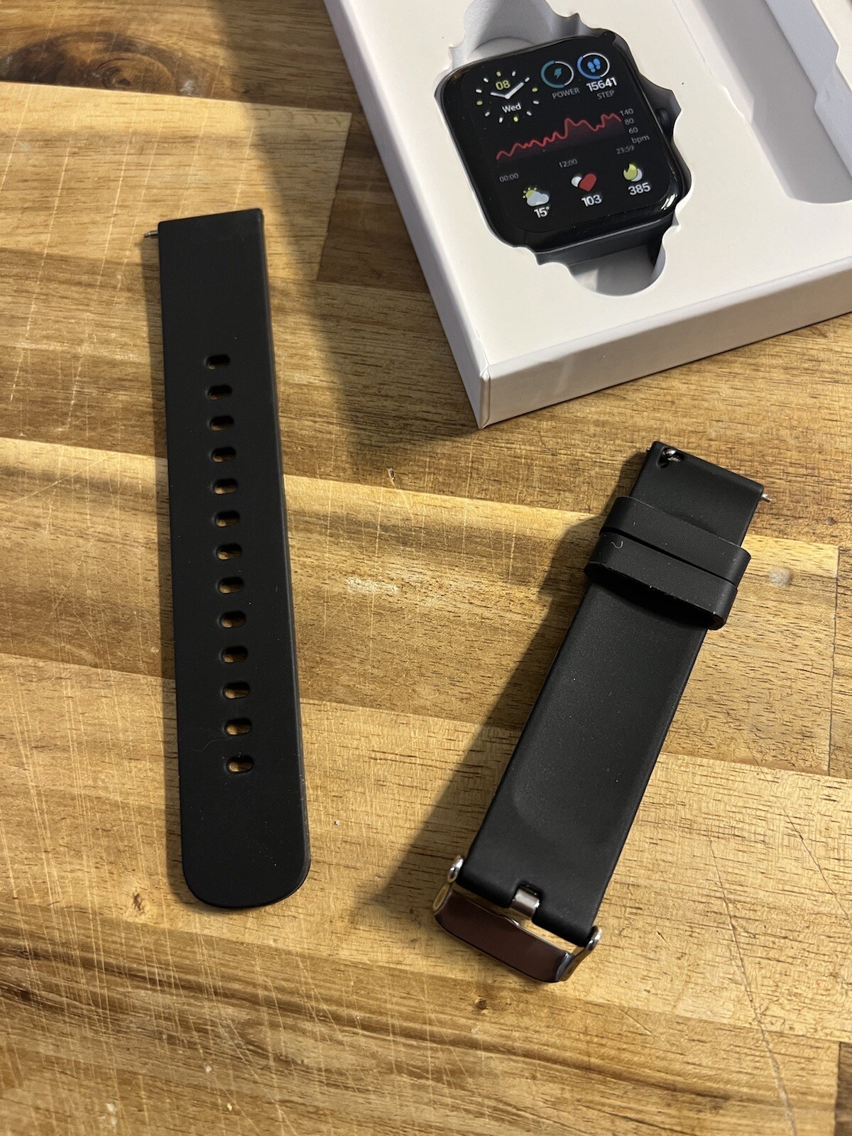 Souyie Smart Watch With Bluetooth, IP67 Waterproof Fitness Tracker