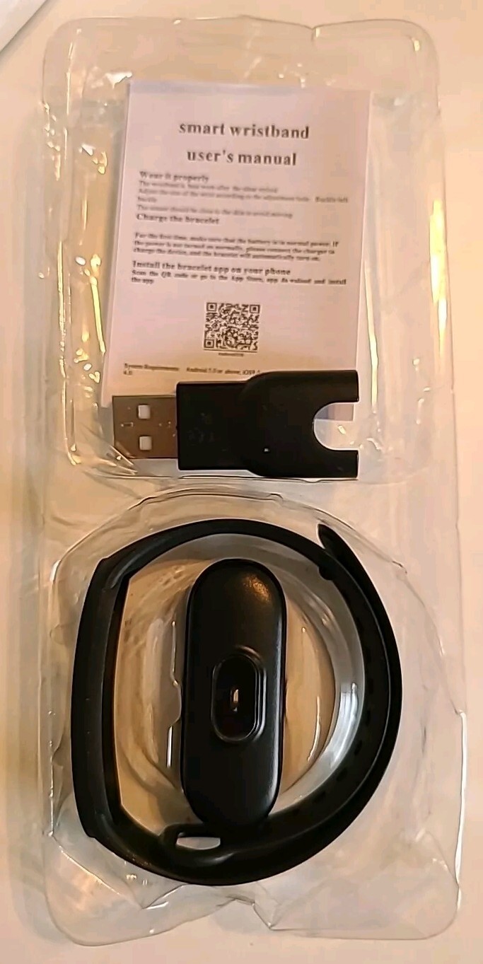Smart Band 8 Smart Bracelet Blood Oxygen Fitness Tracker Bluetooth New in Box