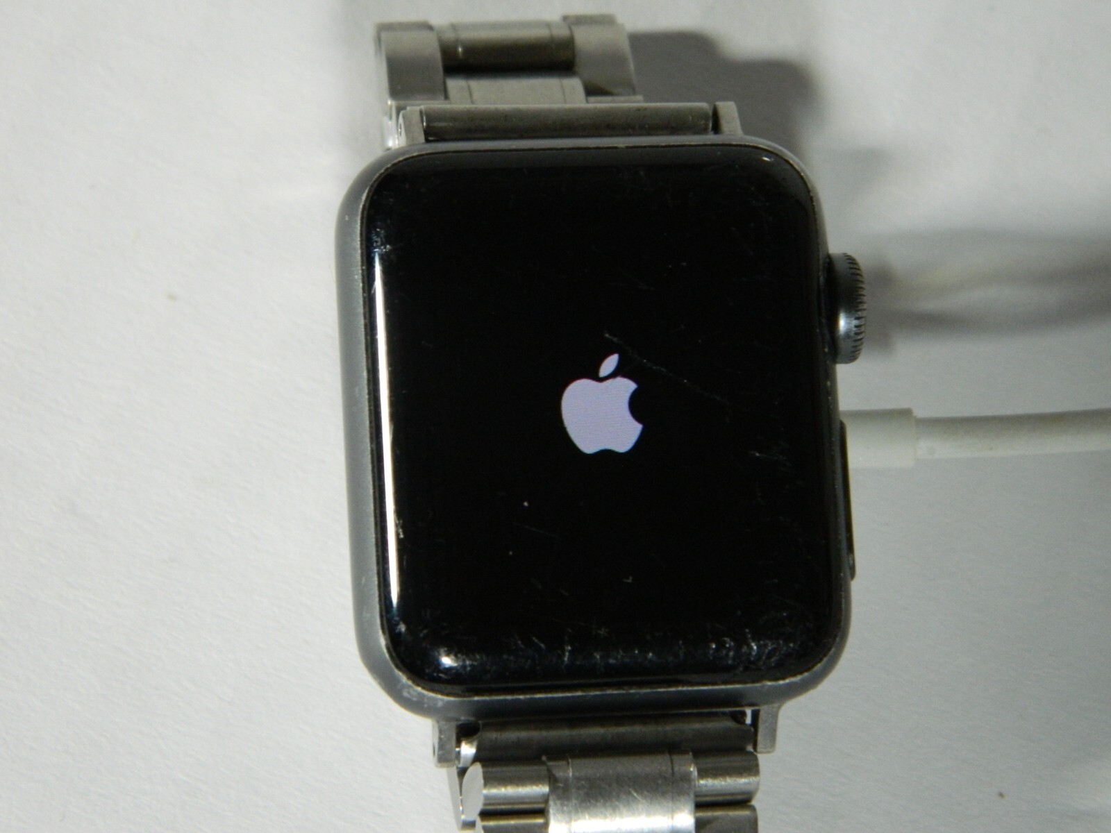 Apple Watch Series 3 38mm Space Gray Aluminum Case with Silver Band