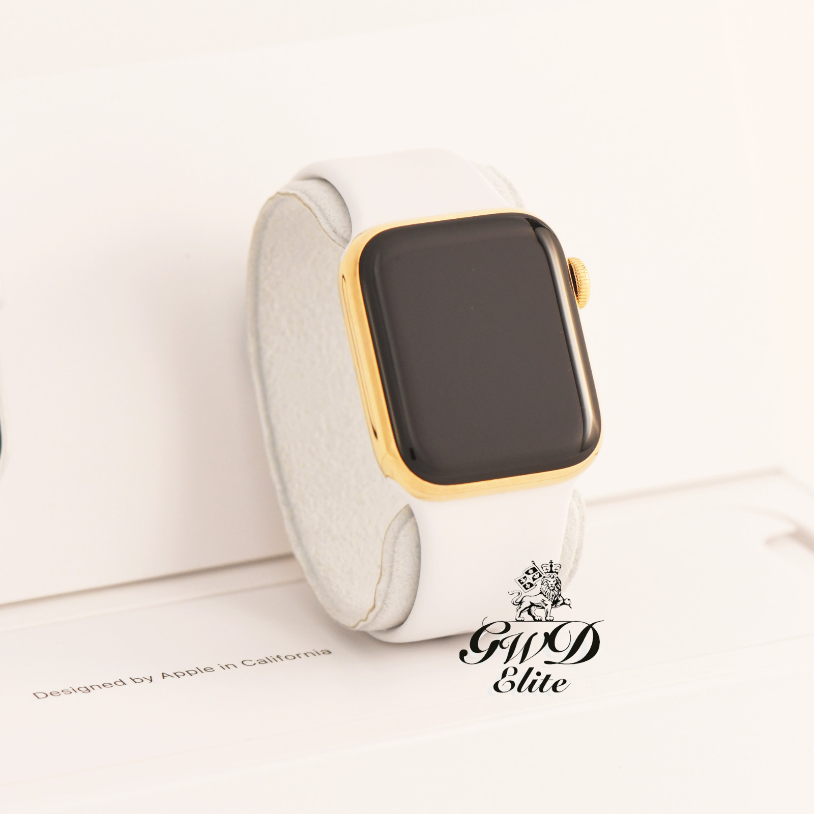 24k Gold Plated 44mm Apple Watch SERIES 4 White Sport Band – Read Description