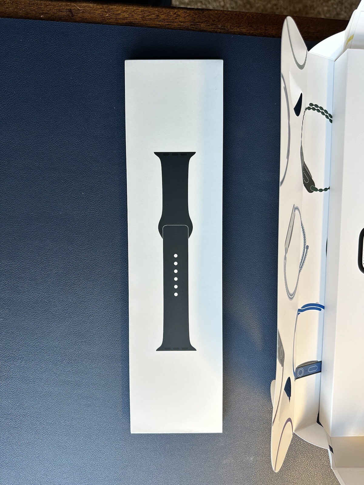 Apple Watch Series 7 45mm Aluminum Case – Sport Band – Midnight, (GPS+cellular)