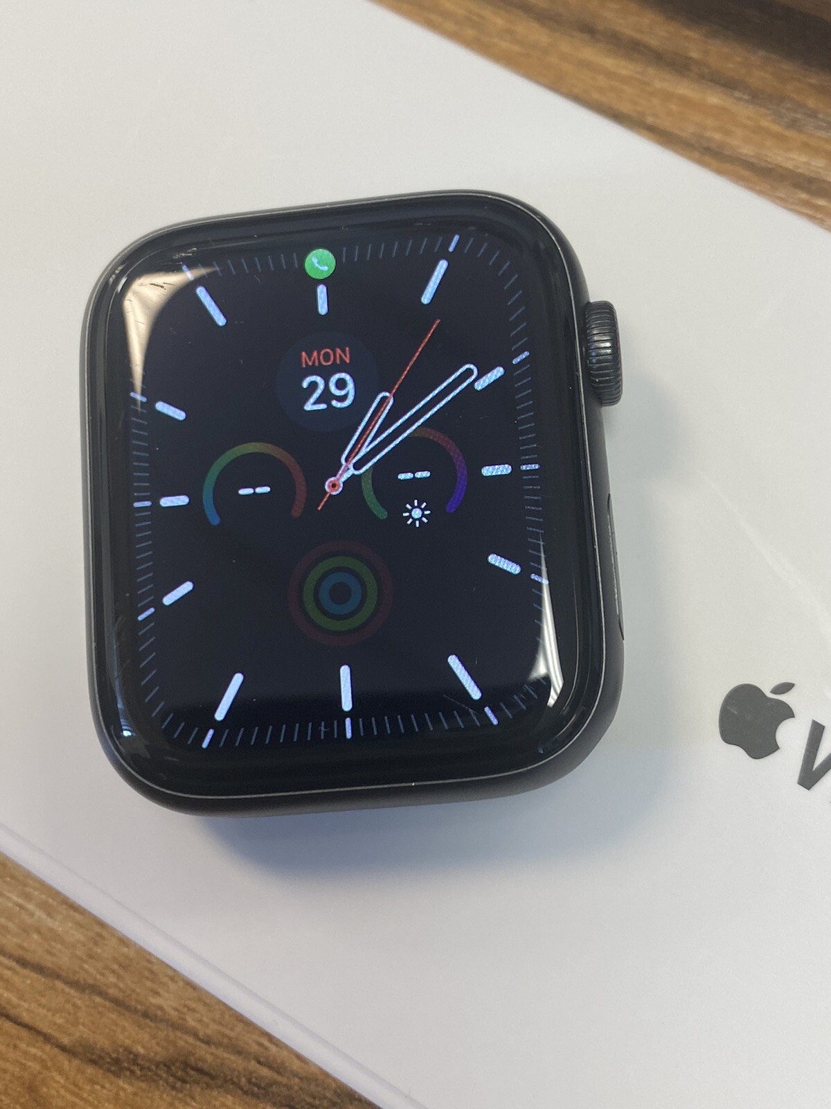 Apple Watch Series 4 44 mm Space Gray Aluminum Case with New Blue Band