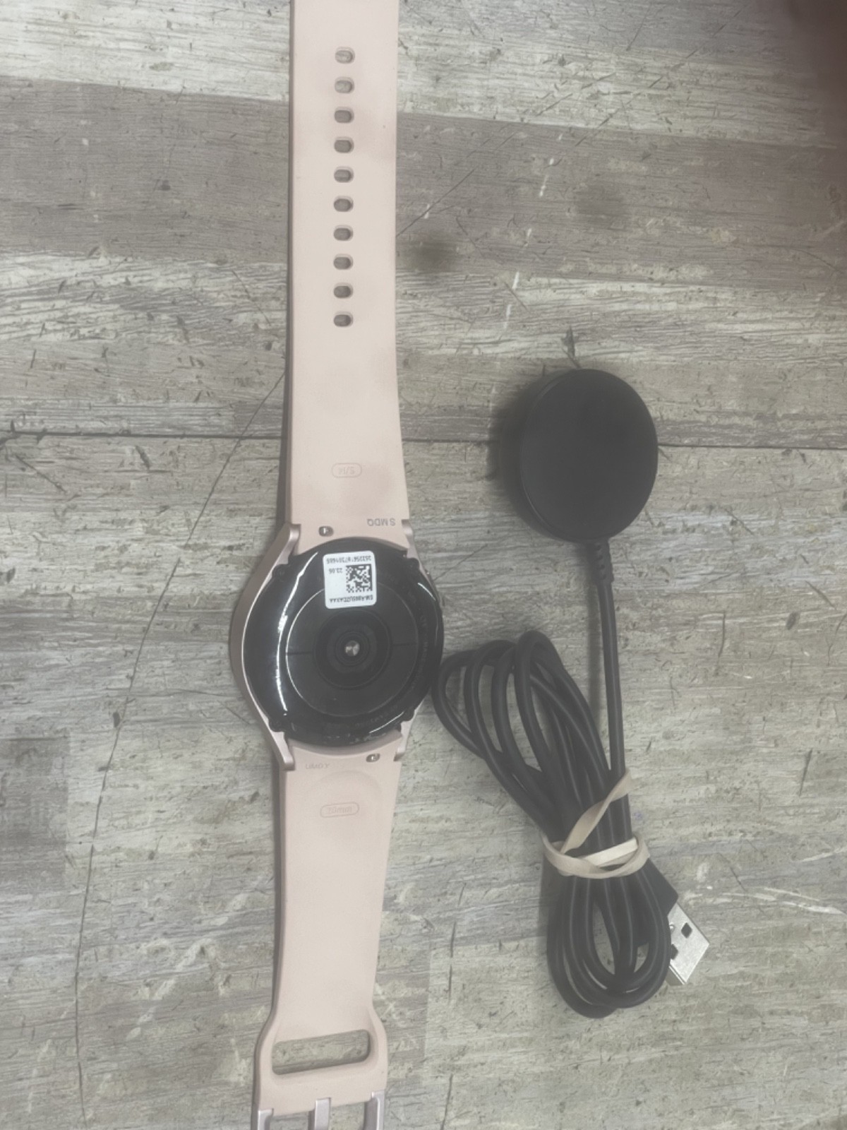 Samsung Galaxy Watch 4 40MM Black with Black Bands LTE Cellular SM-R865U Used