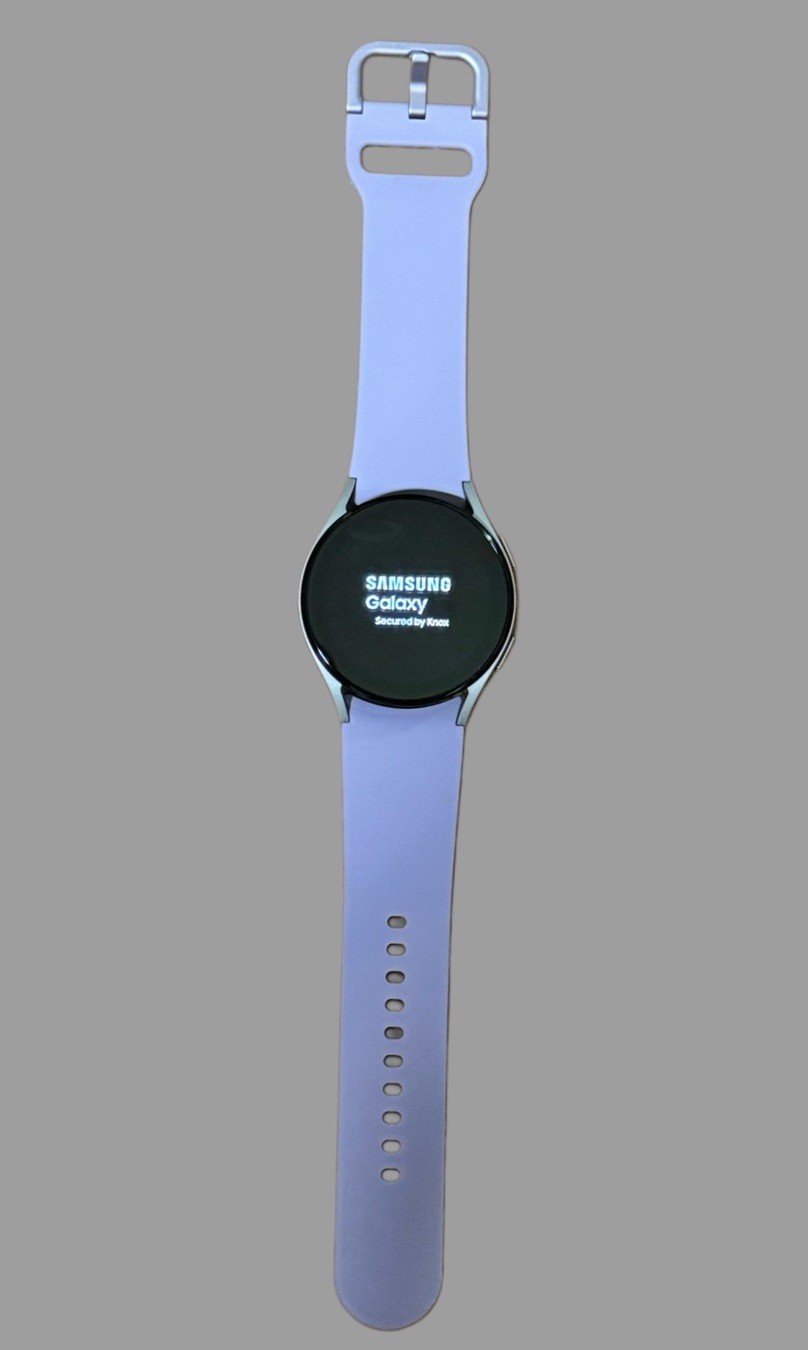 Samsung Galaxy Watch5 40mm SM-R900 Purple Band Open Box Pristine