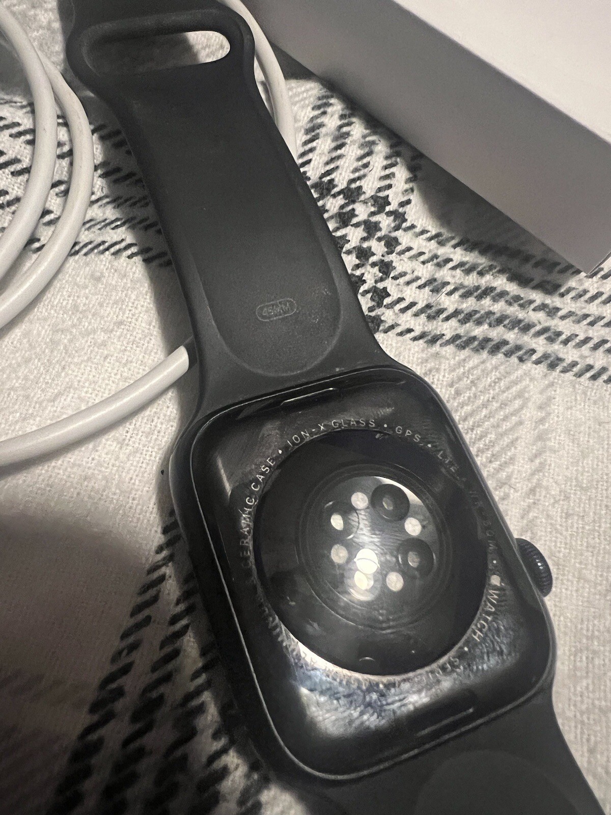 Apple Watch Series 7 45mm Aluminum Case with Sport Band – Midnight, Regular (GPS