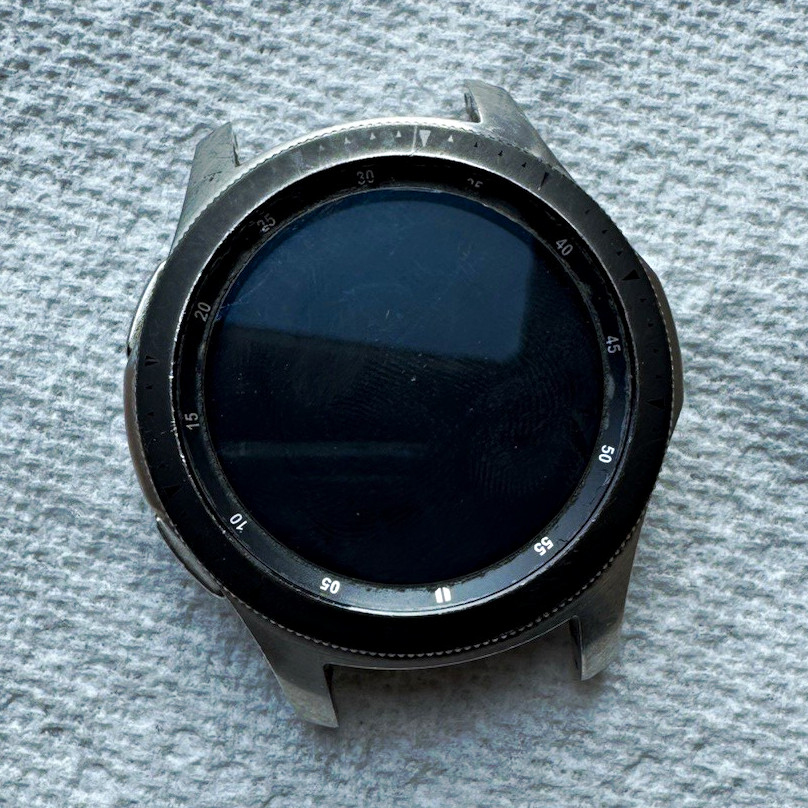 Samsung Galaxy Watch 46mm Silver Stainless Case Bluetooth HR 4GB Tizen