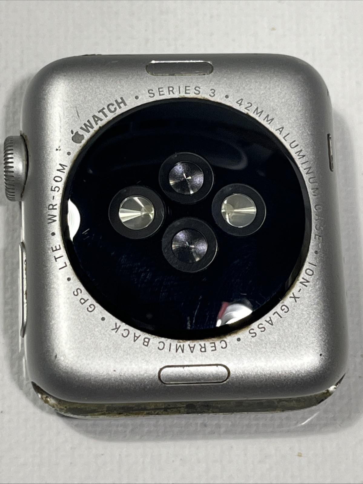 Apple Watch Series 3 42mm Gray Aluminum Case Password Locked AS-IS