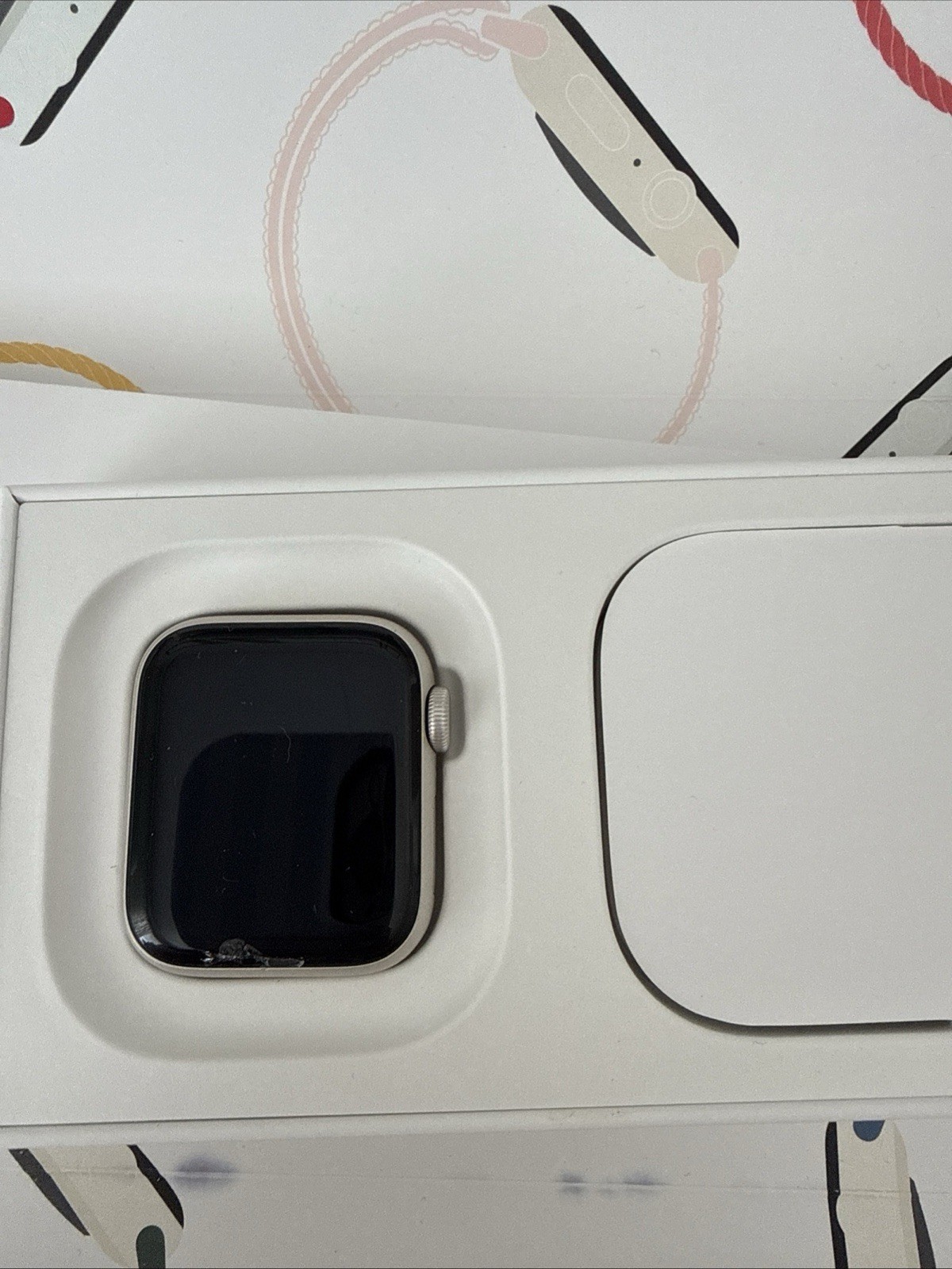 Apple Watch SE (2022) 2nd Gen 40mm A2722 Starlight *