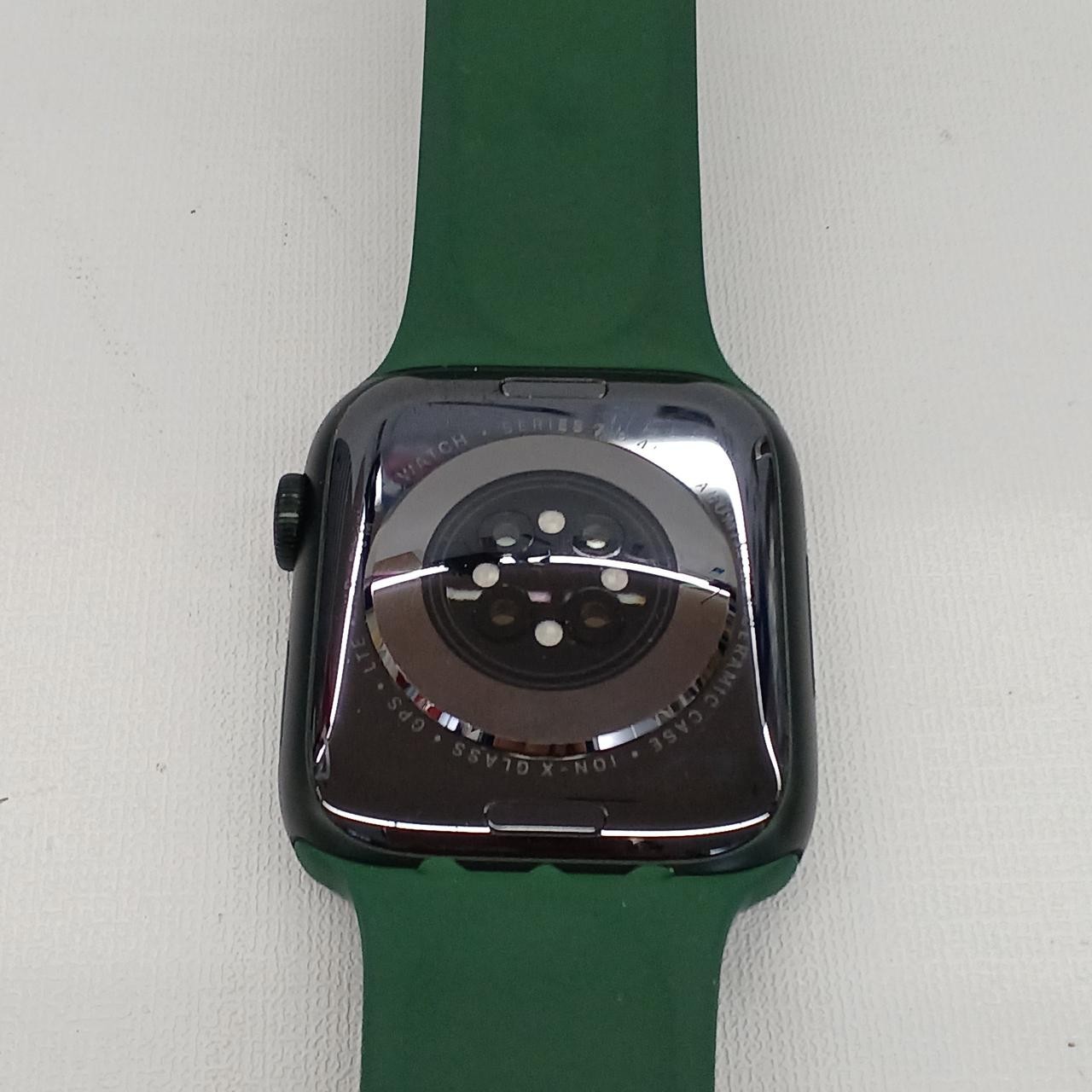 Apple Watch Series 7 45mm Cellular Green Aluminum with Clover Sport Band