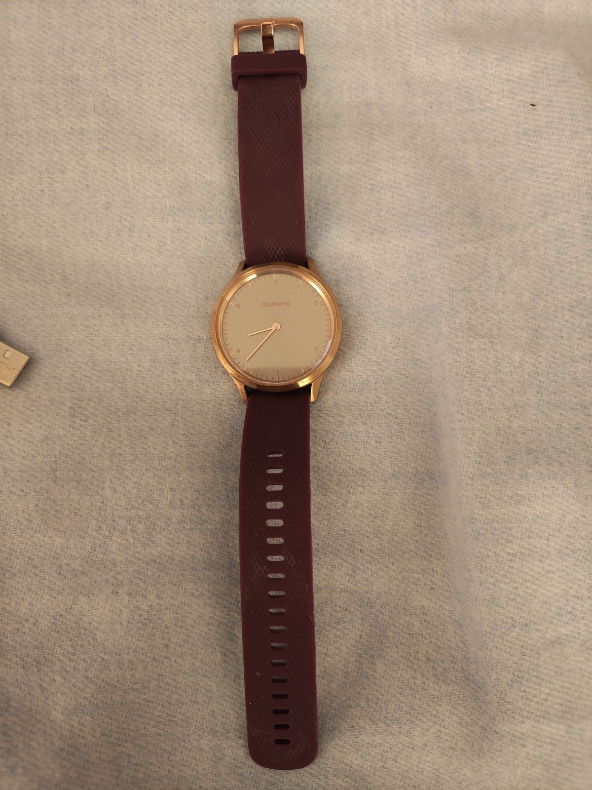 Garmin vivomove HR Hybrid Smartwatch 39mm Gold Case Purple Silicone Band HR