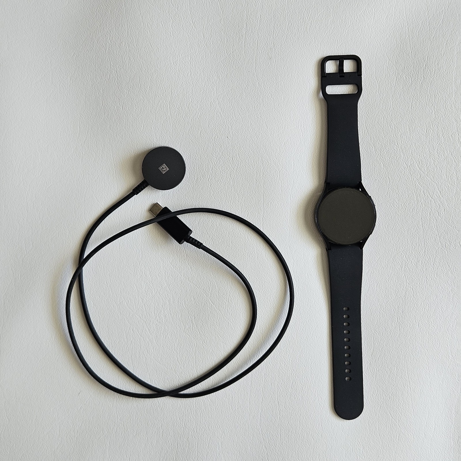 Unlocked Samsung Galaxy Watch6 Aluminum Smartwatch SM-R935U 40mm Case