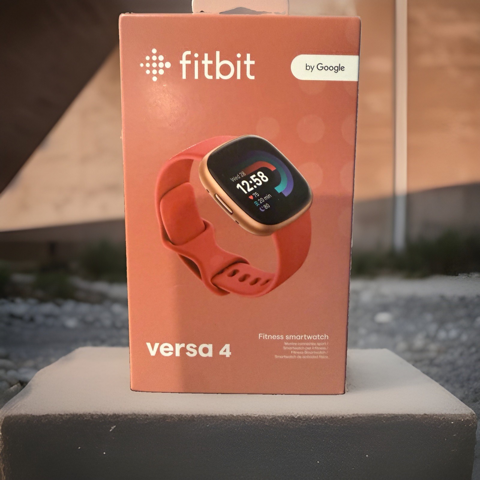 Fitbit Versa 4-40mm-Pink Band Rose Gold Case