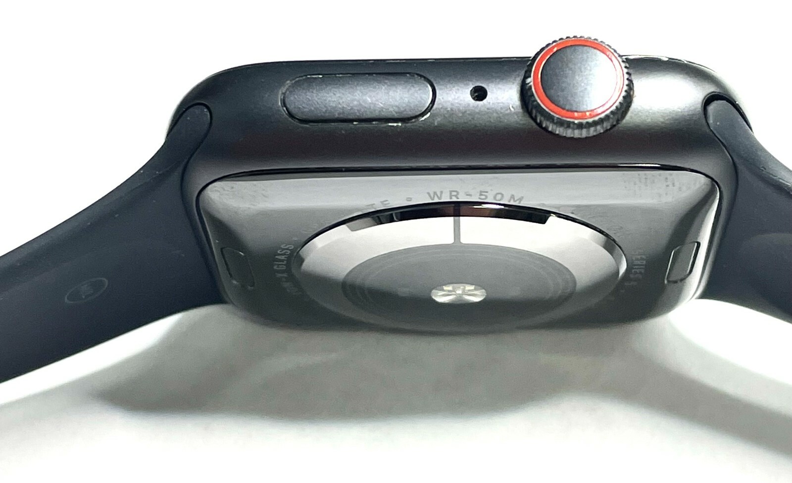 Apple Watch Series 5 (GPS + Cellular) 44mm Aluminum Gray *Spot On LCD* Grade B