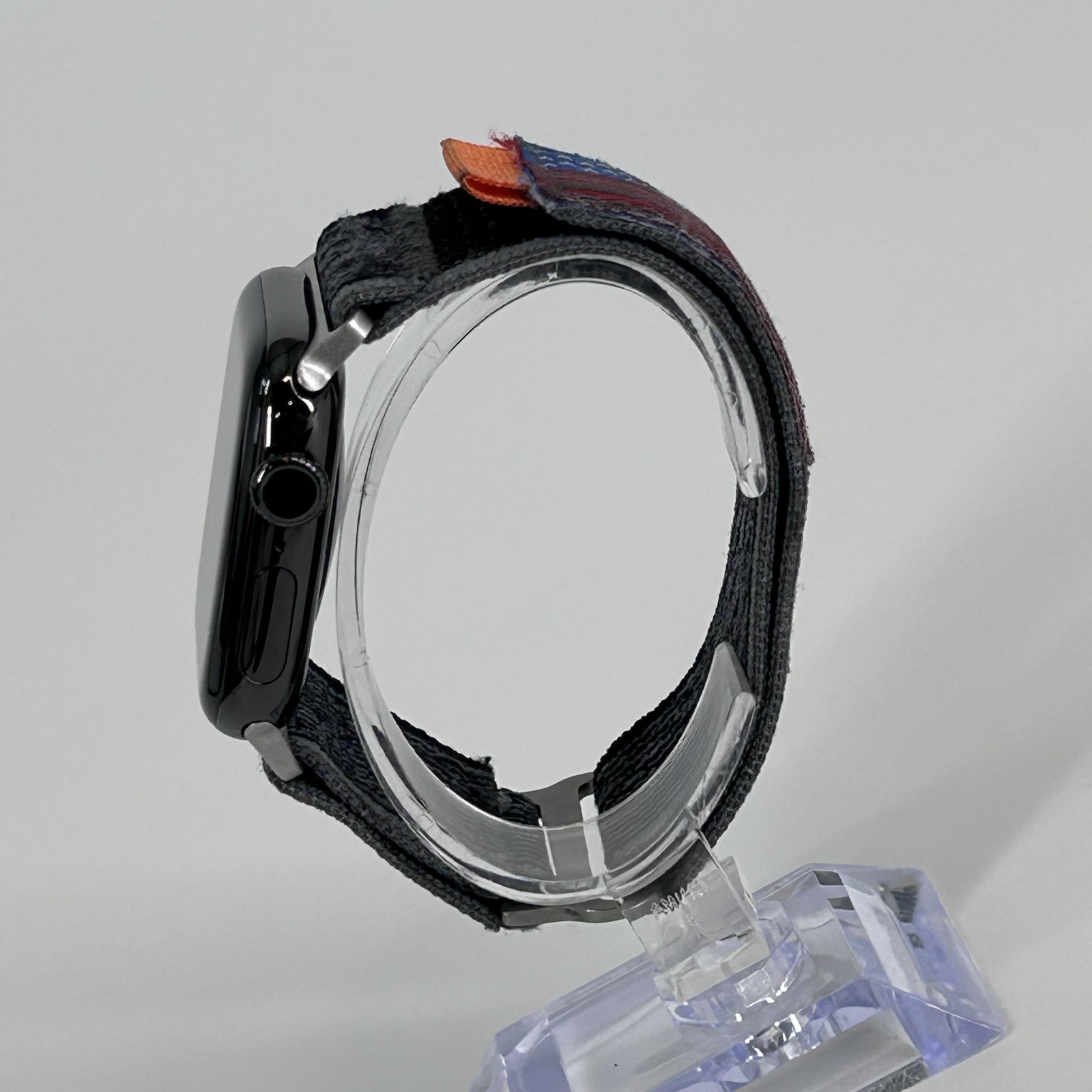 Apple Watch (Series 11) 42mm Slate Titanium (LTE) w/ Trail Loop Band – Excellent