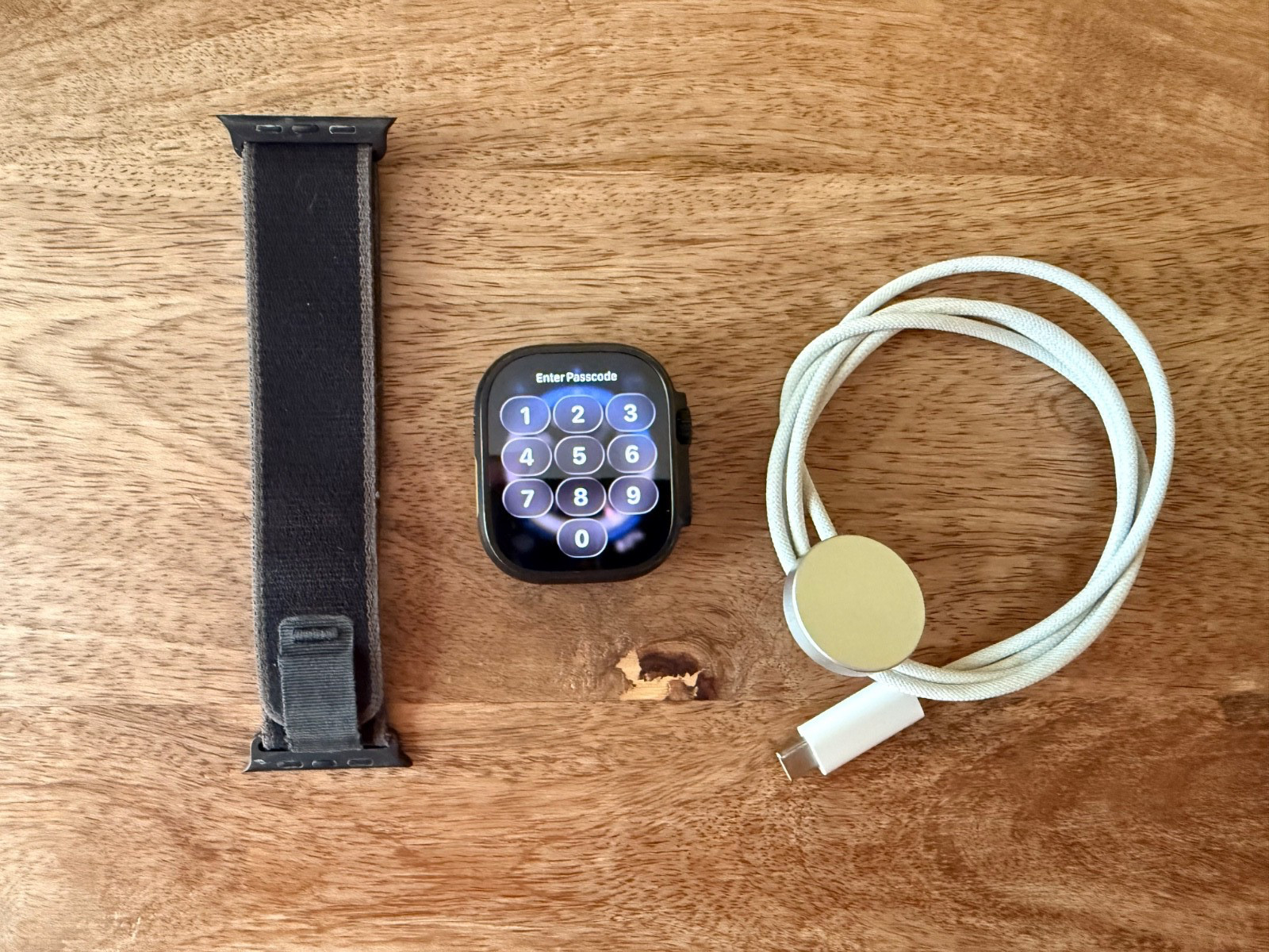 Apple Watch Ultra 2 Titanium Black – 64GB (Unlocked) A2986 – CLEAN!