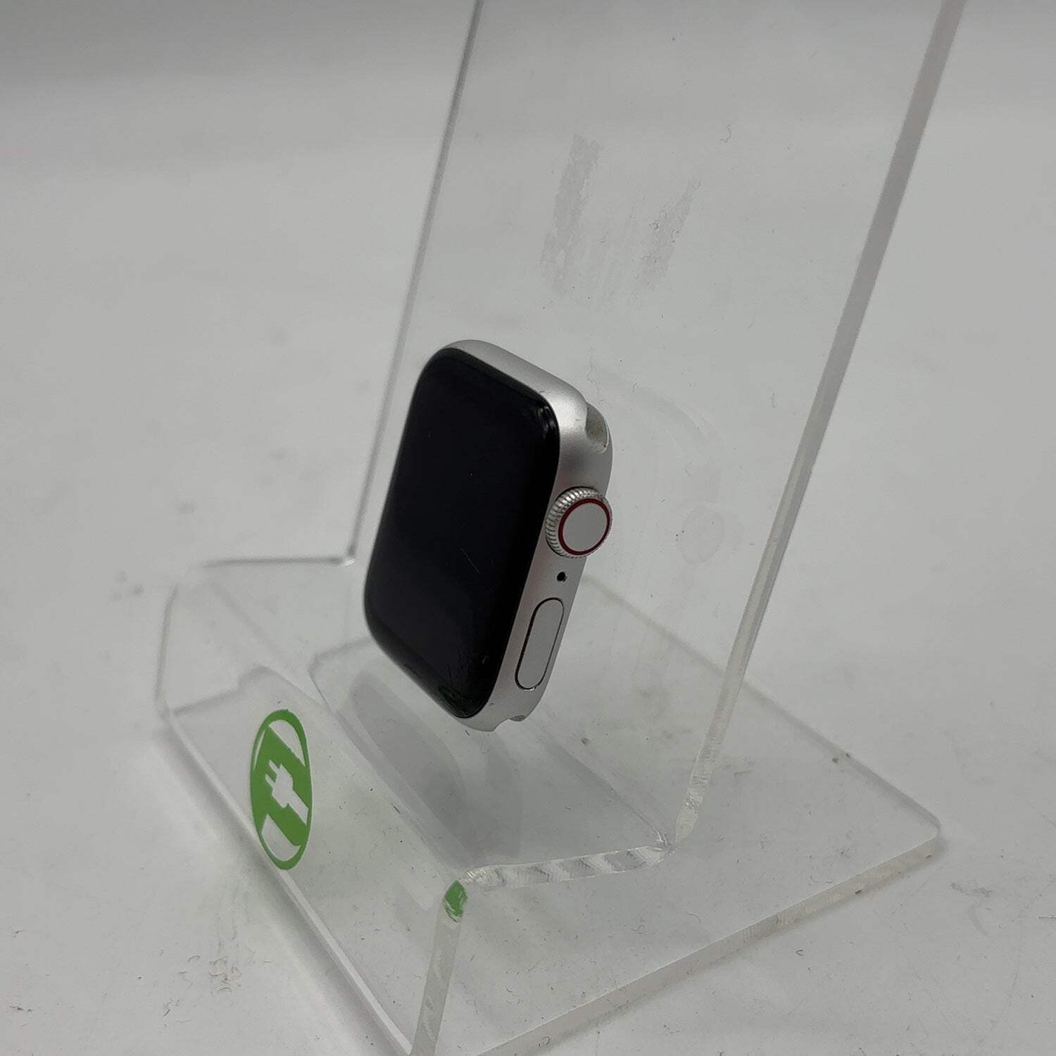 GPS Only Apple Watch SE 2nd Gen 44MM Silver Aluminum MNTQ3LL/A Face Only