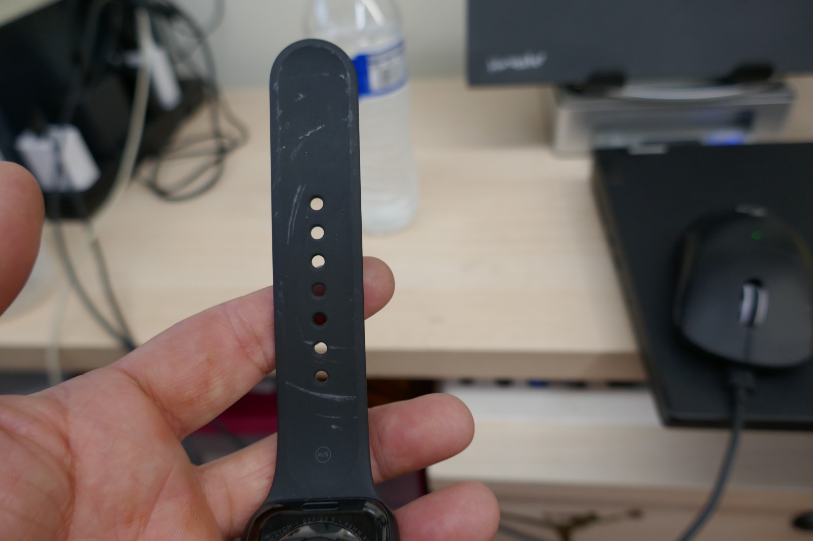 Apple Watch Series 6 Space Gray Aluminum Case with Black Sport Band