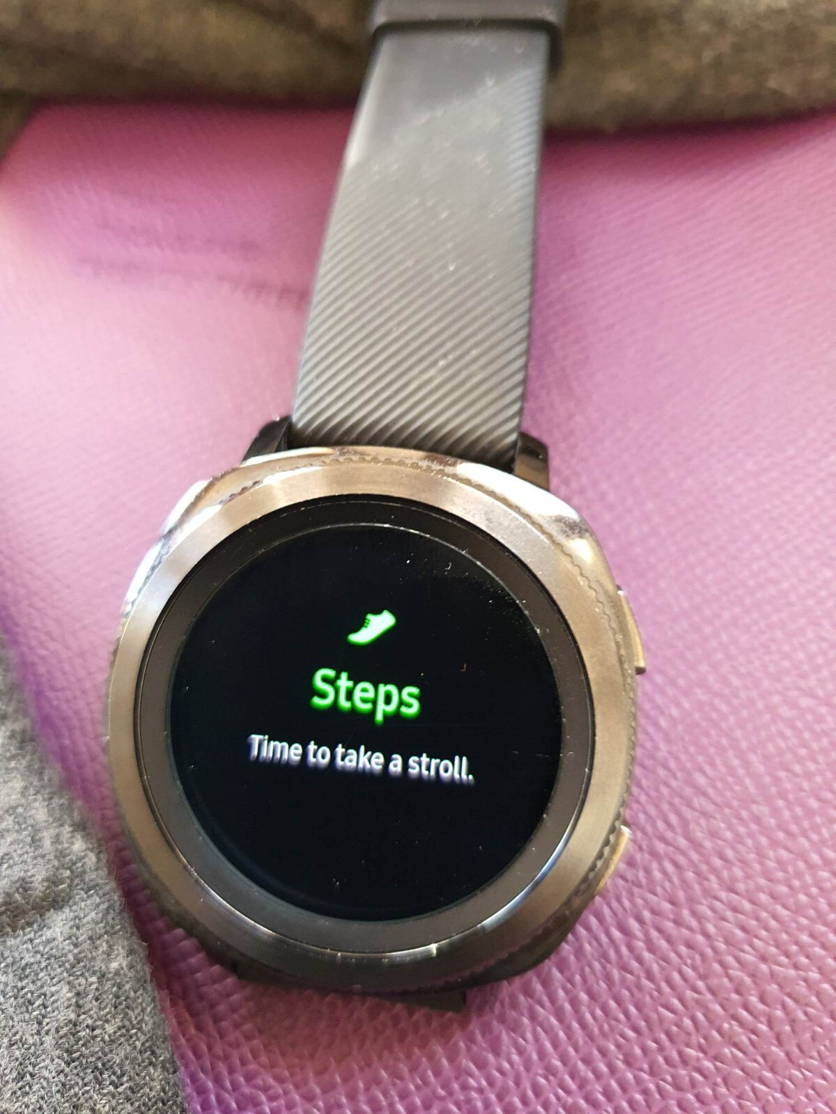 Samsung Gear Sport-44.6mm SM-R600, 1.2” Black- Unisex