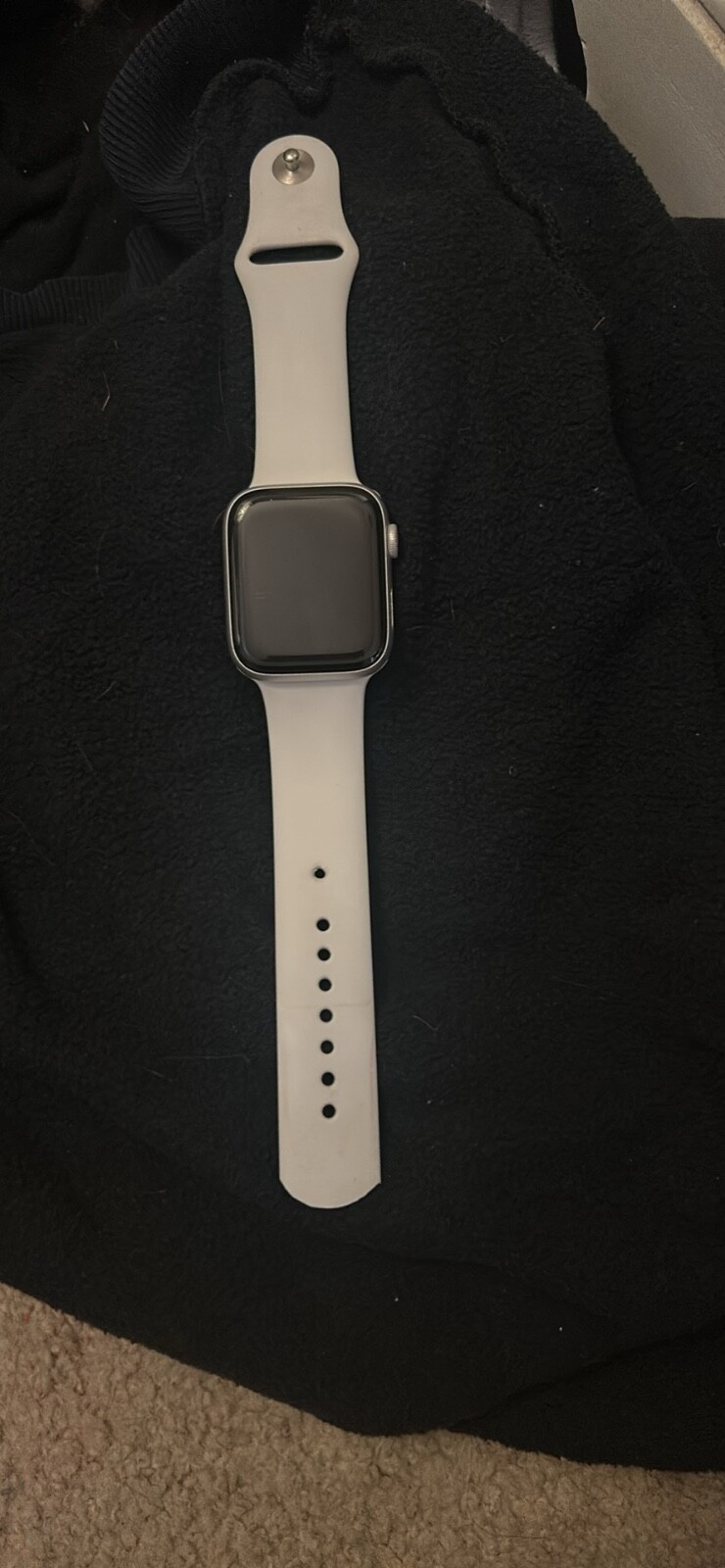 Apple Watch SE 40mm Space Gray Aluminum Case with Black Sport Band – Regular…