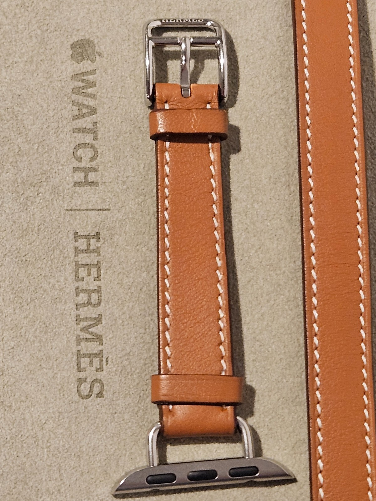 Hermes Apple Watch Series 7 GPS + Cellular 41mm w/ Sport Band & Leather Attelage