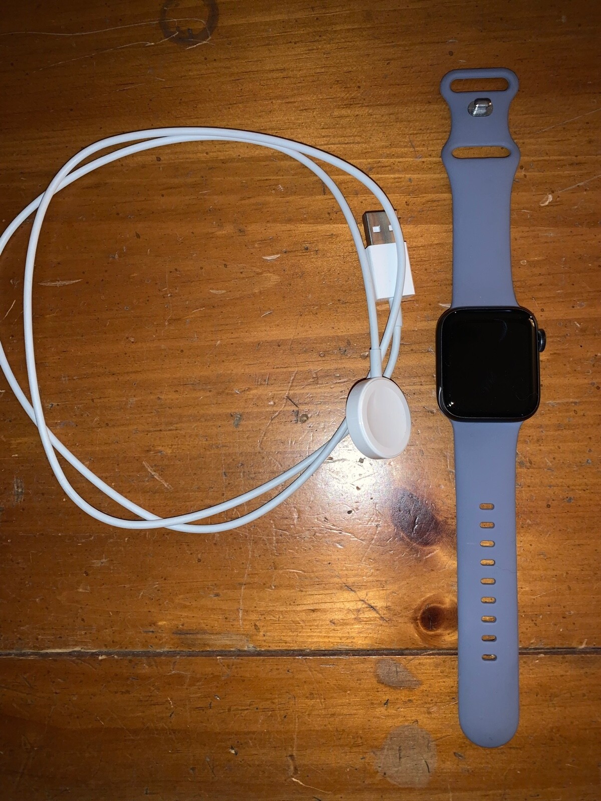 Apple Watch Series 6 40mm Space Gray Aluminum Case with Green Sport Band 