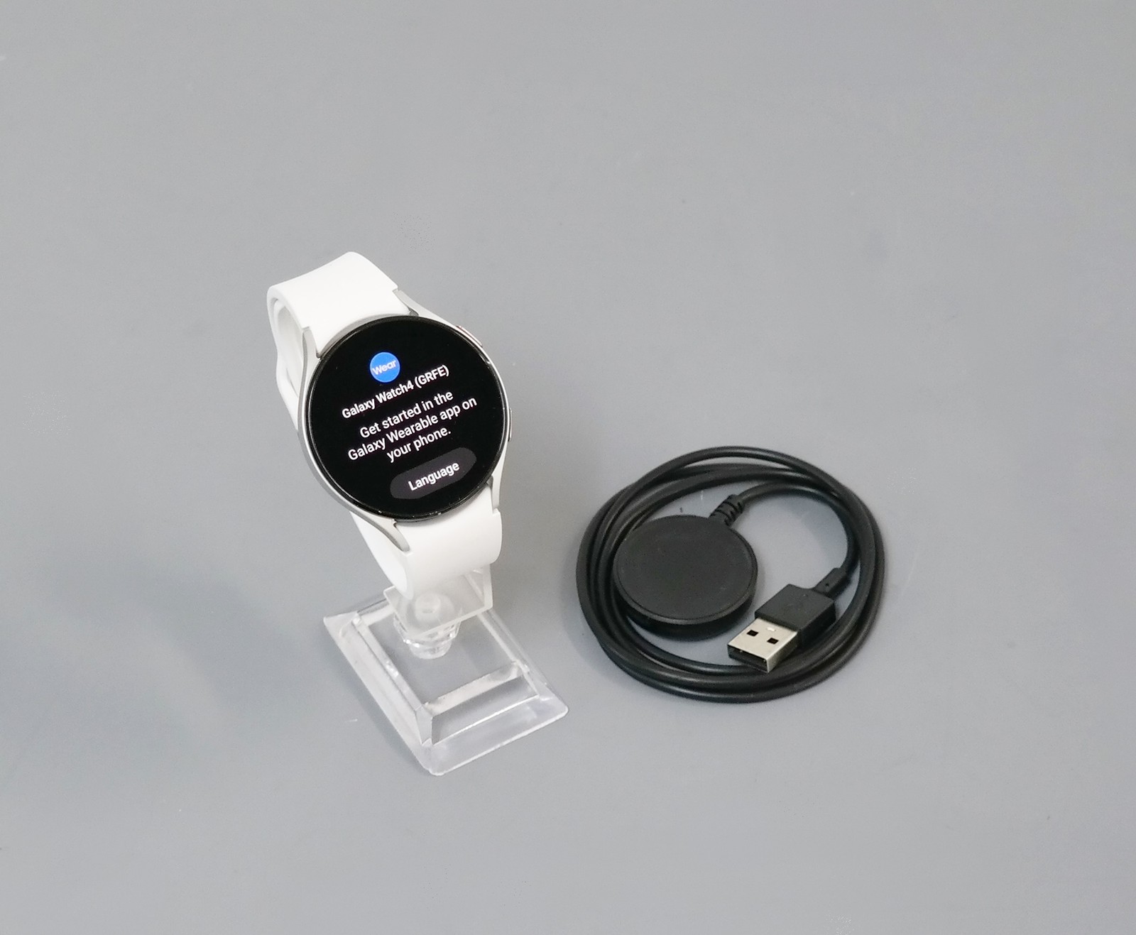 Samsung Galaxy Watch4 SM-R870 44mm Aluminum Case with Sport Band – Silver