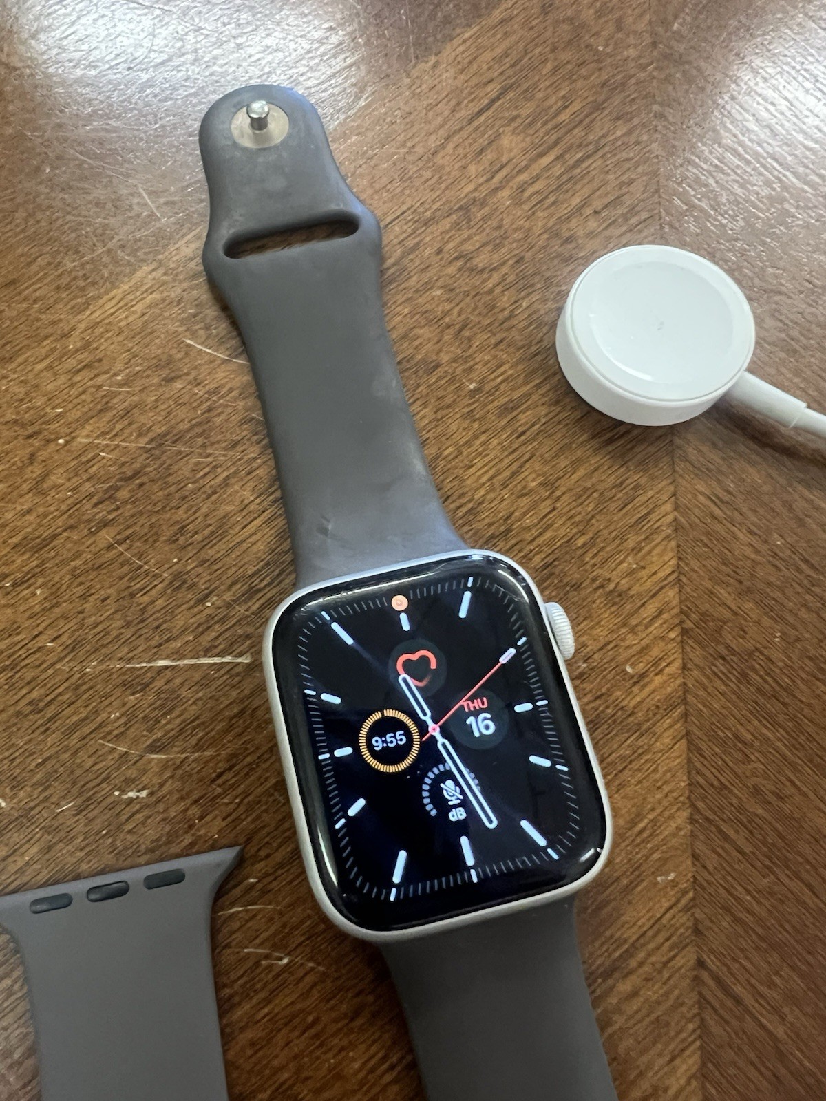 Apple Watch series 5 44mm GPS + Cellular
