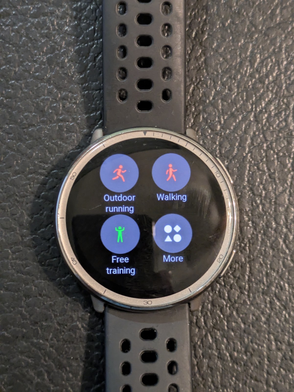 Amazfit Active 2 Smartwatch 44mm Round Silver Black Sport Band