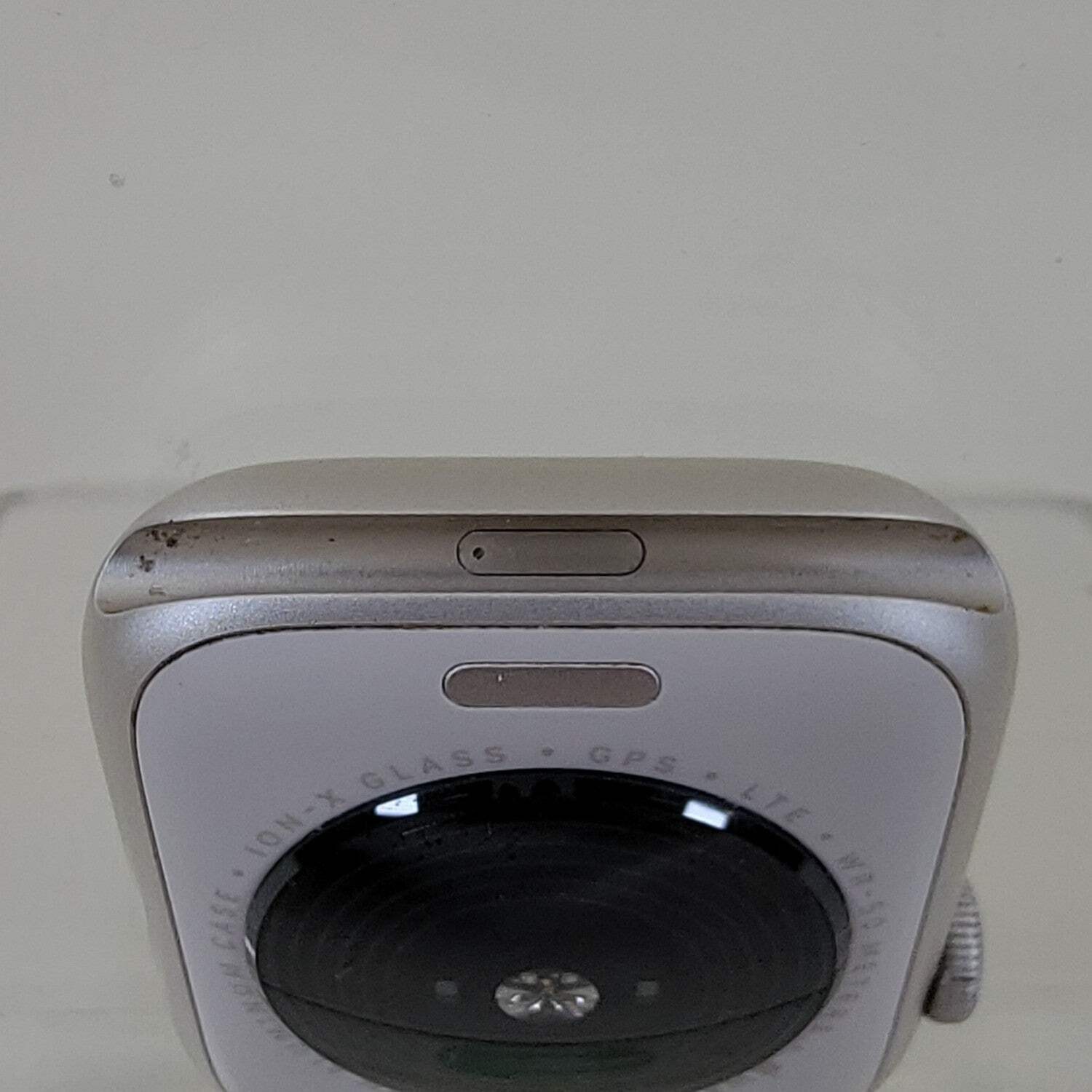 Unlocked Apple Watch SE 2nd Gen 44MM Starlight Aluminum A2727 Face Only