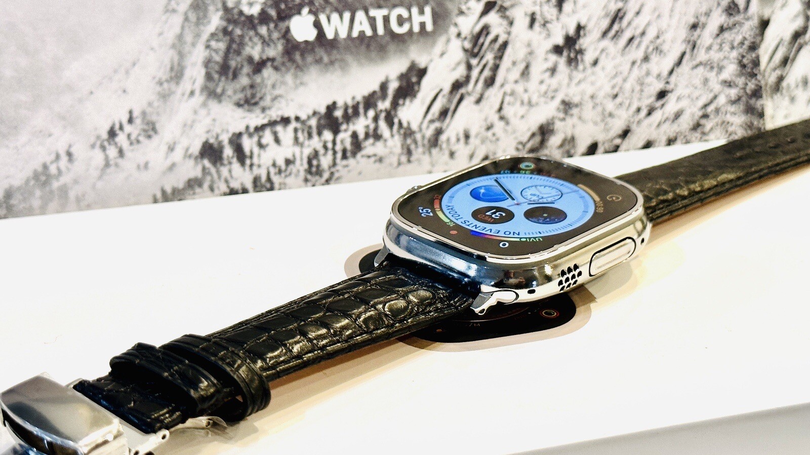 Apple Watch ULTRA 2 49mm Diamond POLISHED Titanium Black Alligator Band Custom