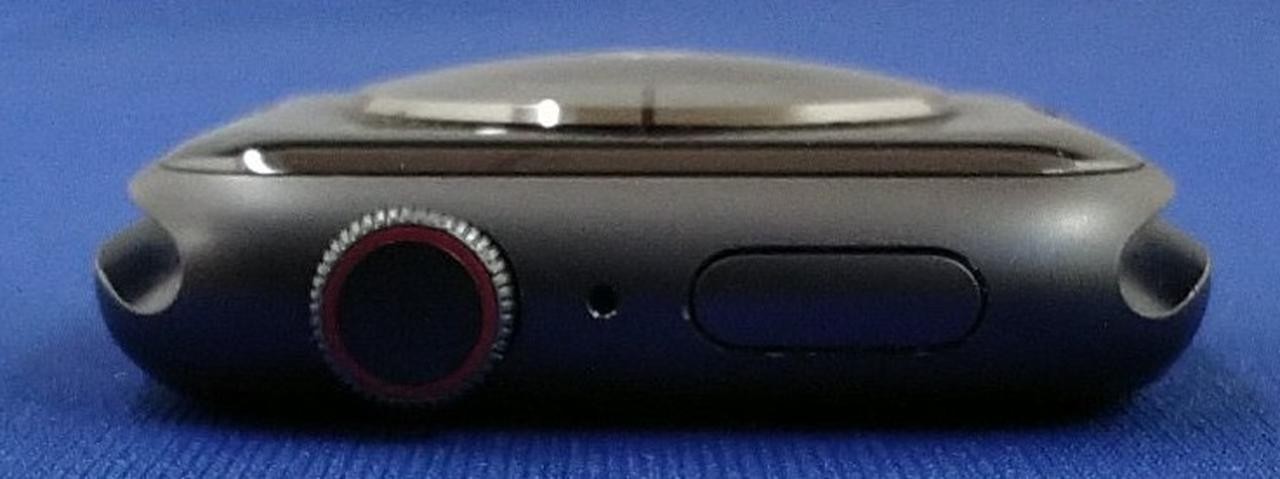 Apple Watch Series 4 GPS + Cellular 44mm Silver Aluminum 82% Battery