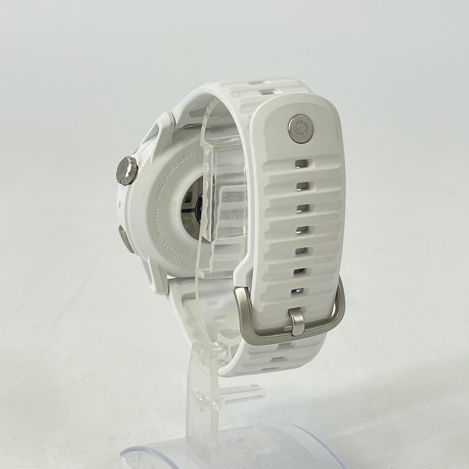 COROS APEX 4 46mm (GPS) w/ White Silicone Band – Excellent Condition