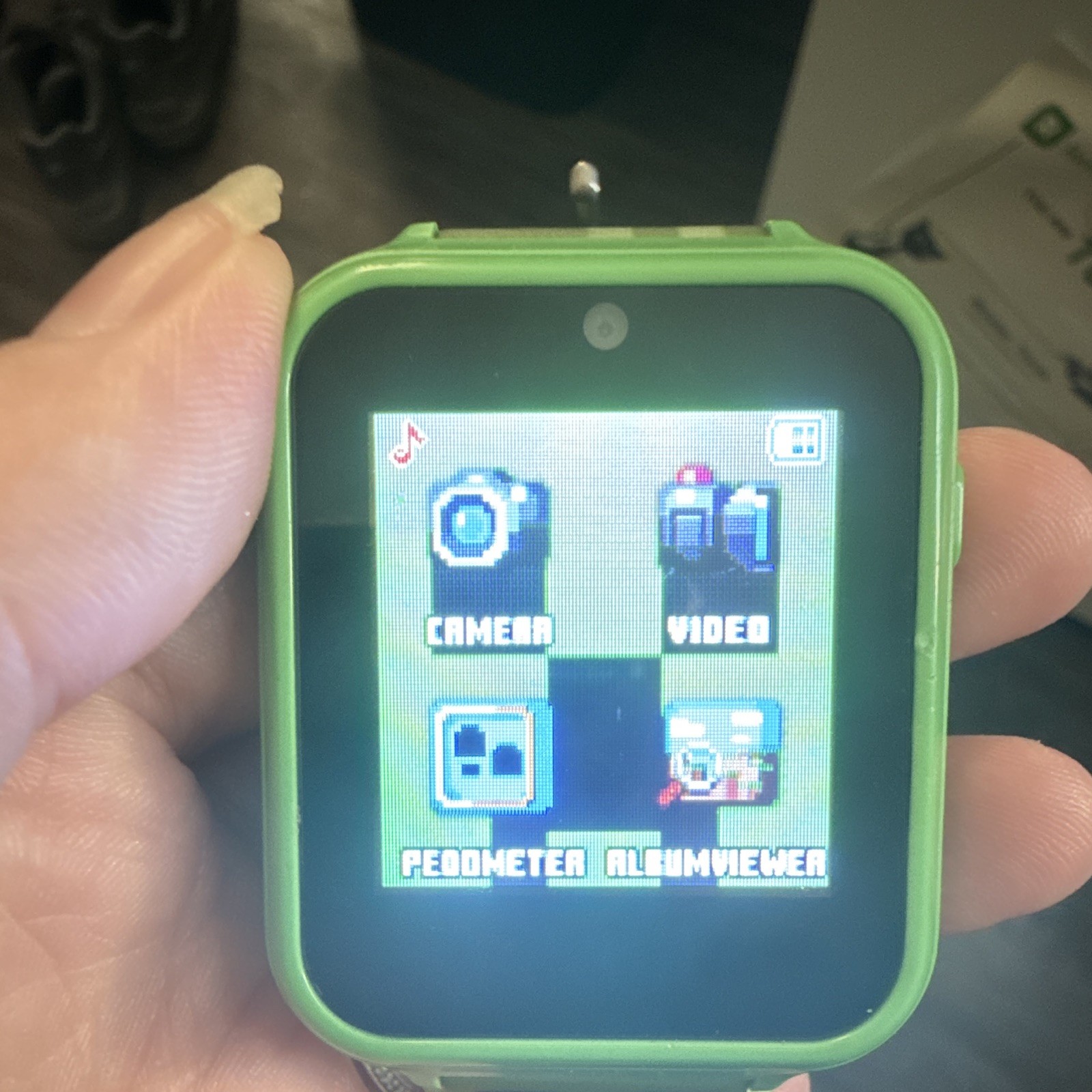 Minecraft Touchscreen Kids Smart Watch MIN4130AZ 40mm Green Silicone Camo