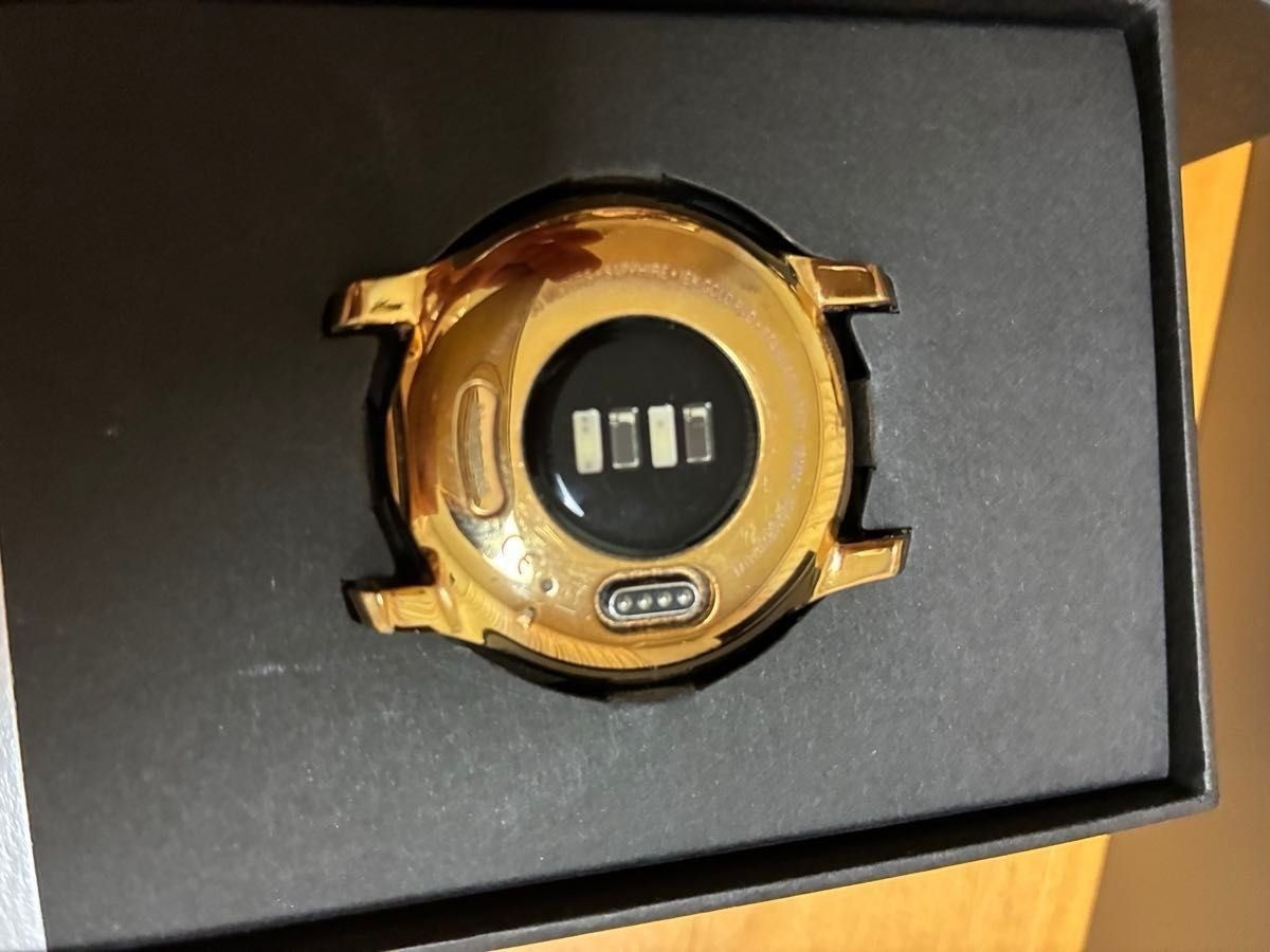 GARMIN vivomove Luxe 18K Rose Gold 010-02241-71 Hybrid Smartwatch Suica