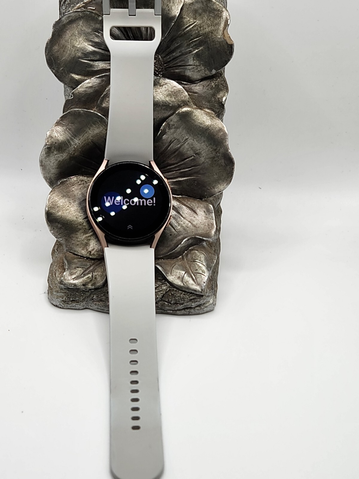 Samsung Galaxy Watch 4, 40MM Rose Gold+ silver Band LTE-GPS SM-R865U,used #178