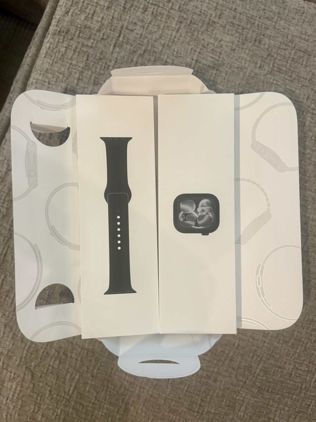 Apple Watch Series 11 46mm GPS Jet Black w/ M/L Black Sport Band