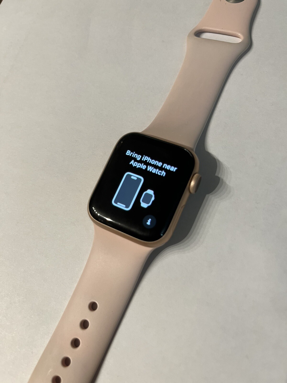 Apple Watch Series 5 40mm Rose Gold With Charging Chord And Extra Bands