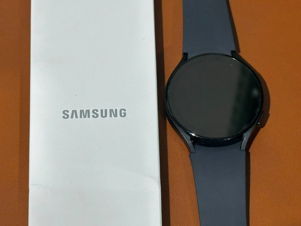 Samsung Galaxy Watch5 SM-R910 44mm Bluetooth LTE GPS Black Aluminum Watch