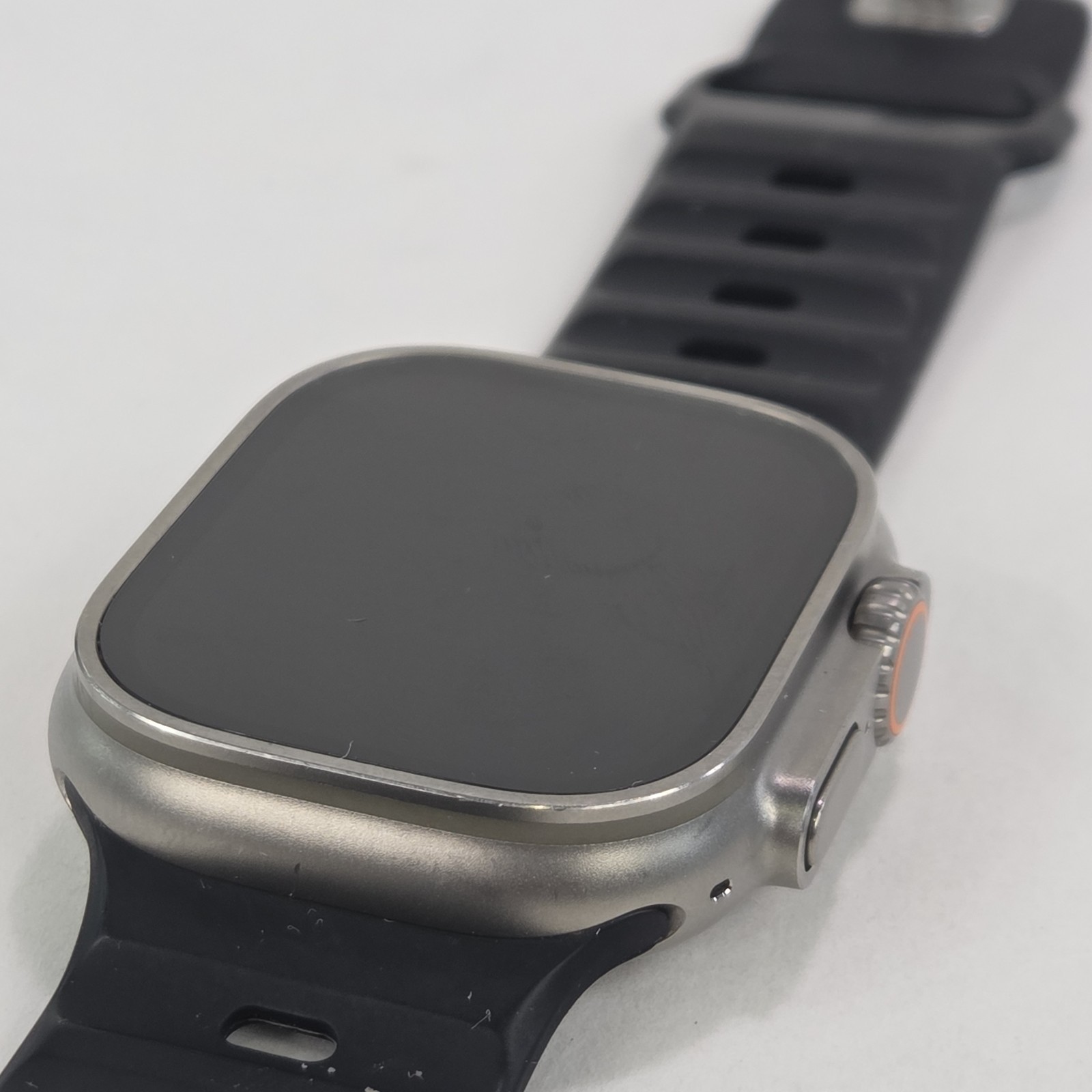 Apple Watch Ultra [GPS + Cellular 49mm] Sapphire Crystal Sportwatch – NNH83LW/A