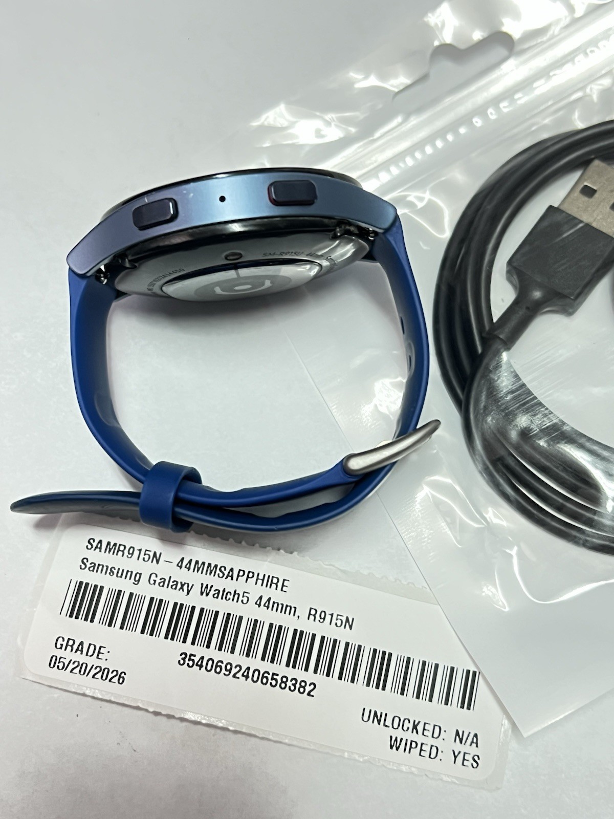 Samsung Galaxy Watch5 44mm Bluetooth GPS Aluminum Watch R915