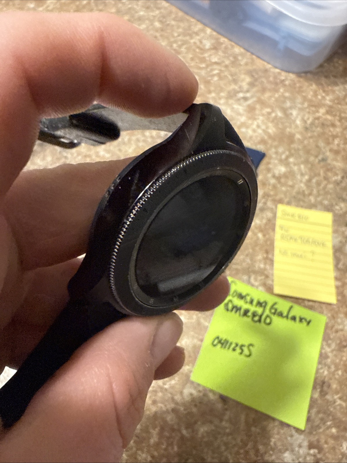 Samsung Galaxy Watch 42mm Bluetooth Smartwatch Black Band SMR810