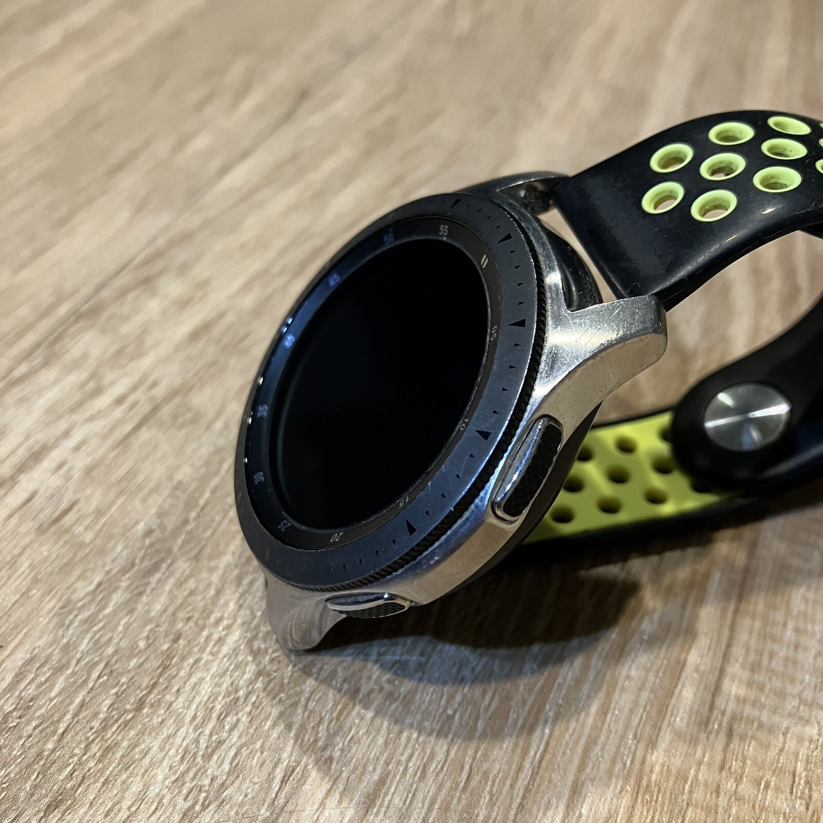 Samsung Galaxy Watch SM-R805U R805 46mm LTE 4G Watch Steel Silver Black
