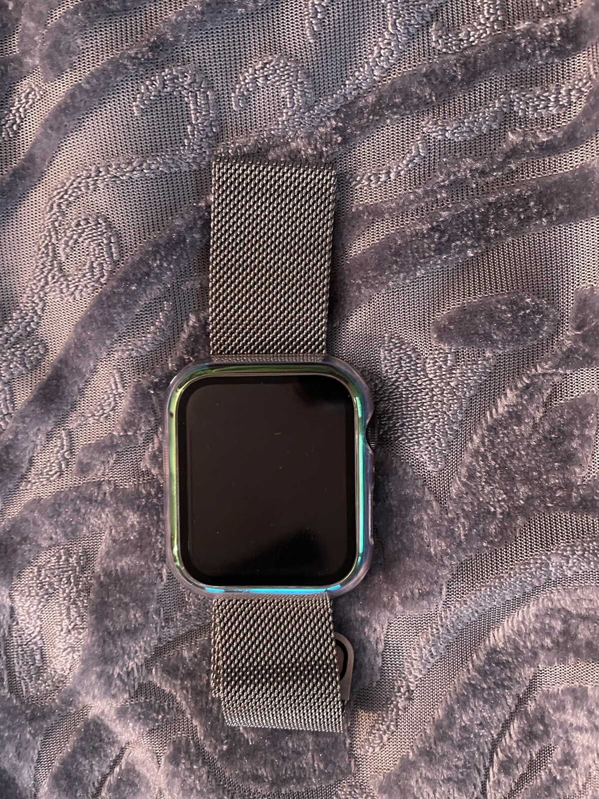 Apple Watch Series 5 44mm Space Gray Aluminum Case with Black Sport Band – S/M &