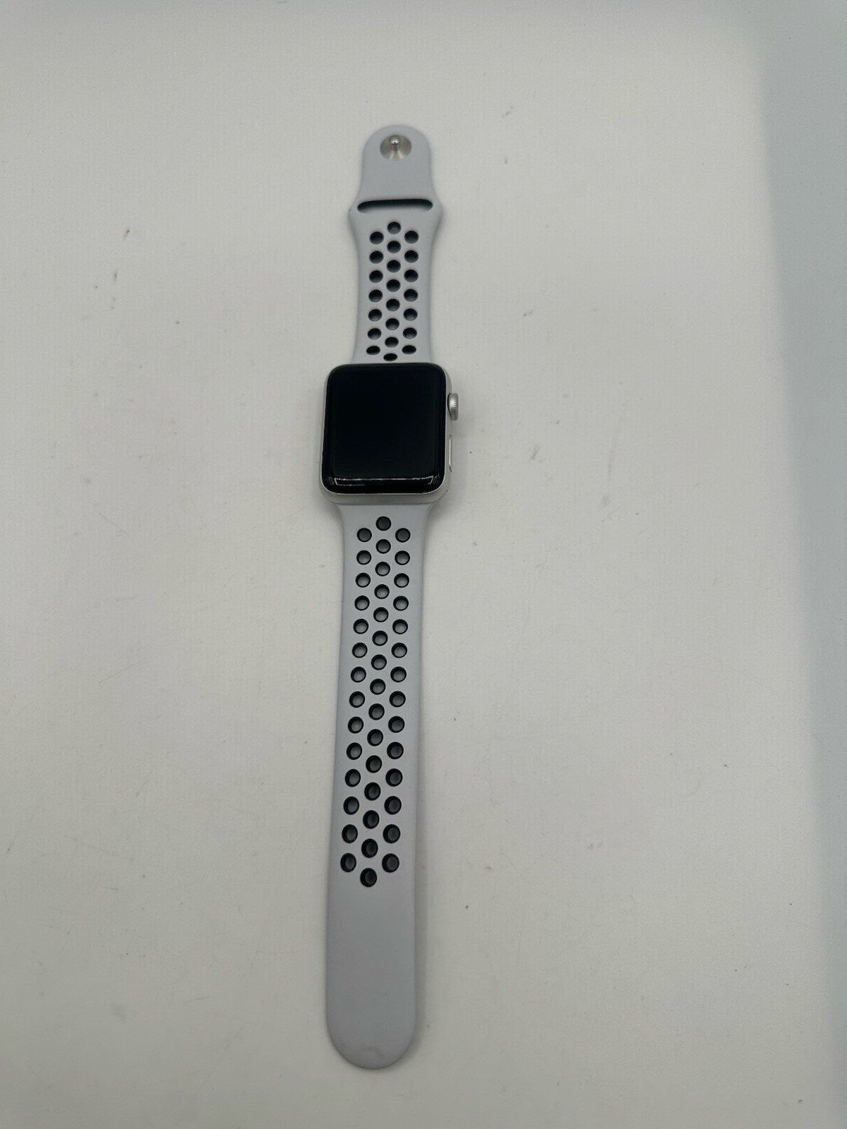 Apple Watch Nike Series 3 Aluminum 42mm Case Sport Band. READ