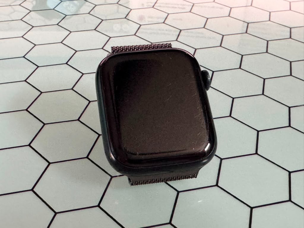 Apple Watch Series 7 45mm Aluminum Case- Midnight, metal mesh band