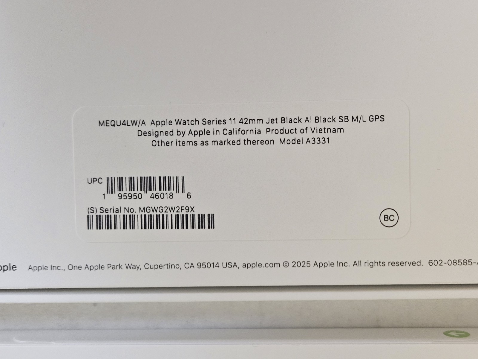 Apple Watch Series 11 42mm GPS Jet Black AI Black SB M/L MEQU4LW/A