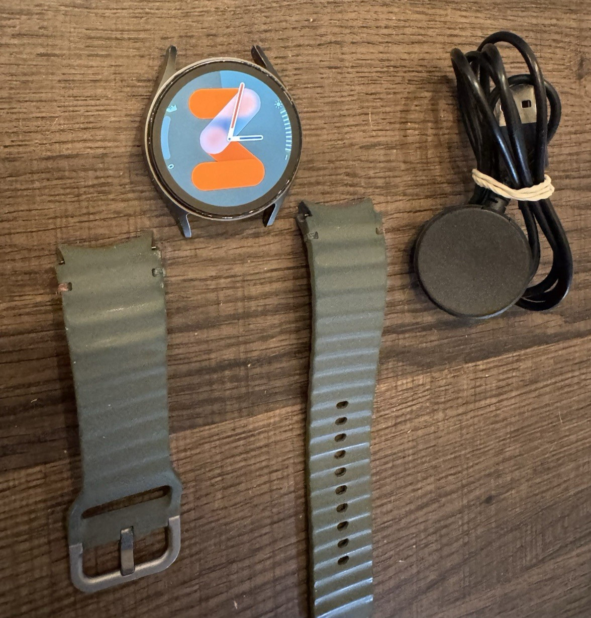Samsung Galaxy Watch 7 SM-L305u 40mm Green (GPS+LTE) Unlocked Very Good