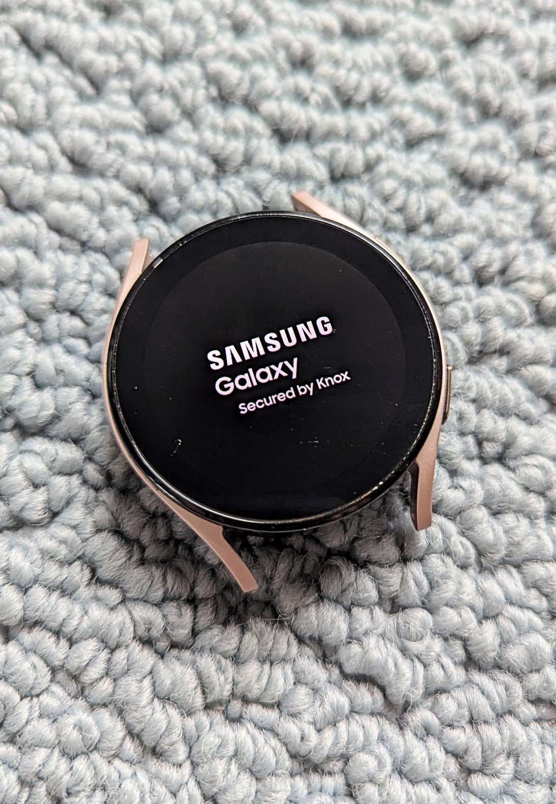 Samsung Galaxy Watch4 SM-R860 40mm Bluetooth and Wifi Smart Watch – Pink Gold