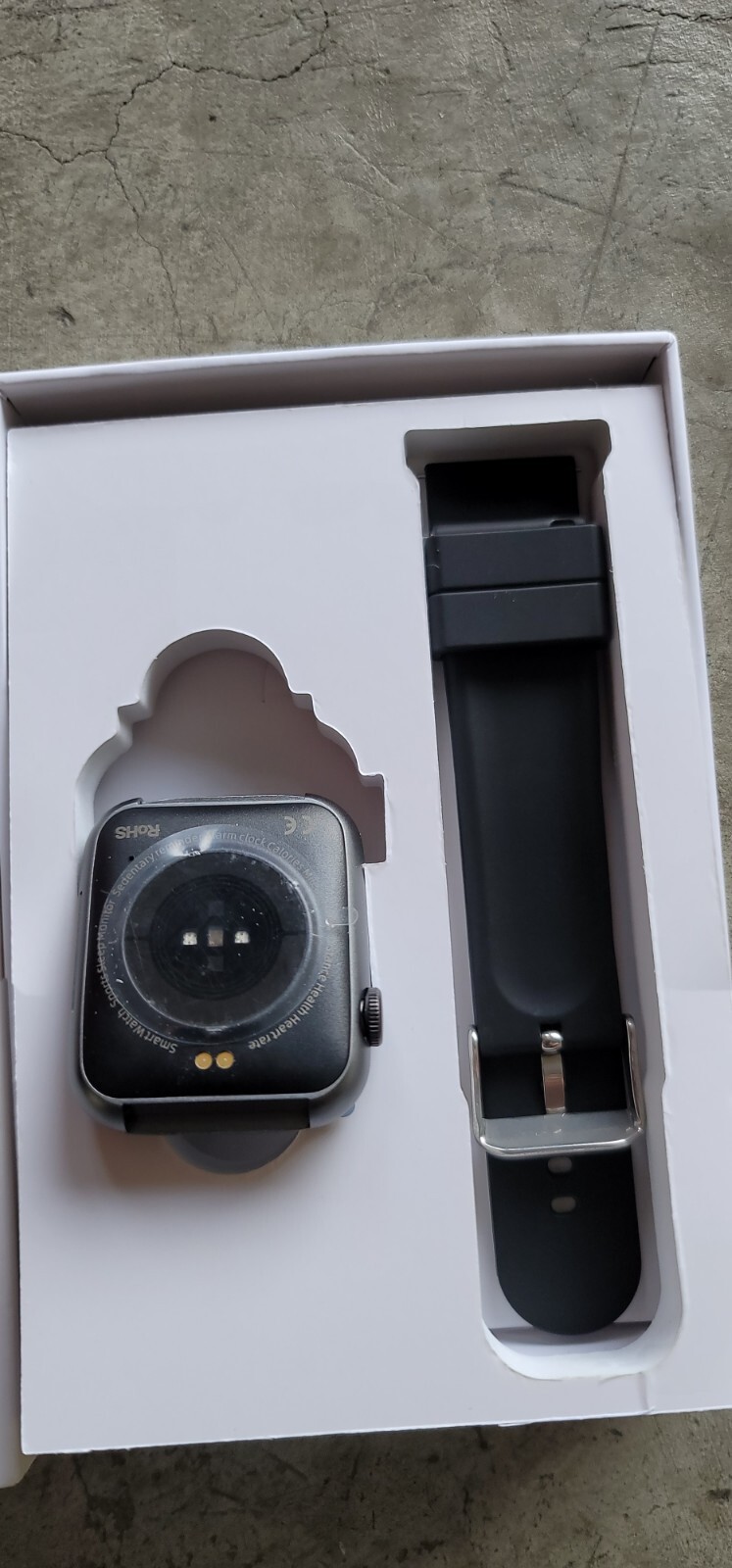Open Box – EarlySincere Smart Watch with Bluetooth Call Answer/Dial (Black)